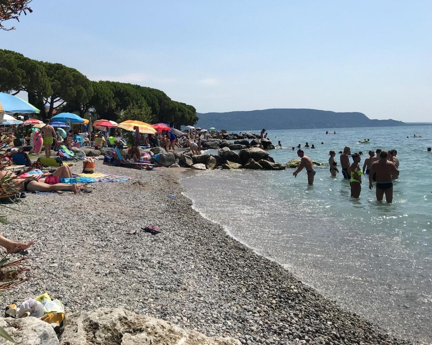 Appartamento Le Volte Toscolano Maderno Luaran gambar